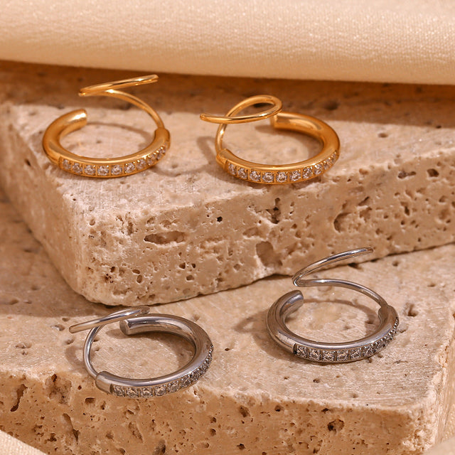 Fashionable Geometric Stainless Steel Ear Cuffs with 18K Gold Plating and CNC-Set Rhinestones for Women
