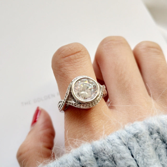 White Gold Plated 925 Sterling Silver Star Geometric Micro-set Diamond Ring for Women