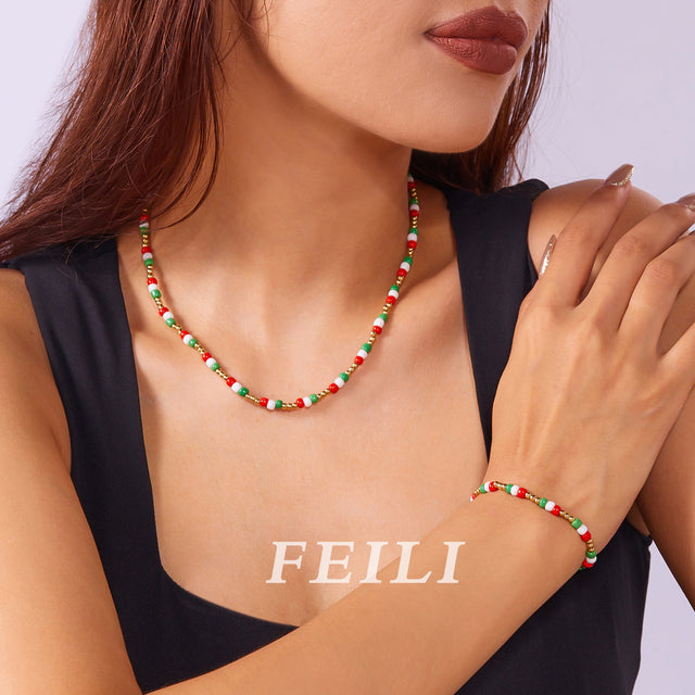 Bohemian Style Geometric Beaded Necklace for Women with Resin Beads and Handcrafted Detailing, Colorful Christmas Locket Chain Jewelry
