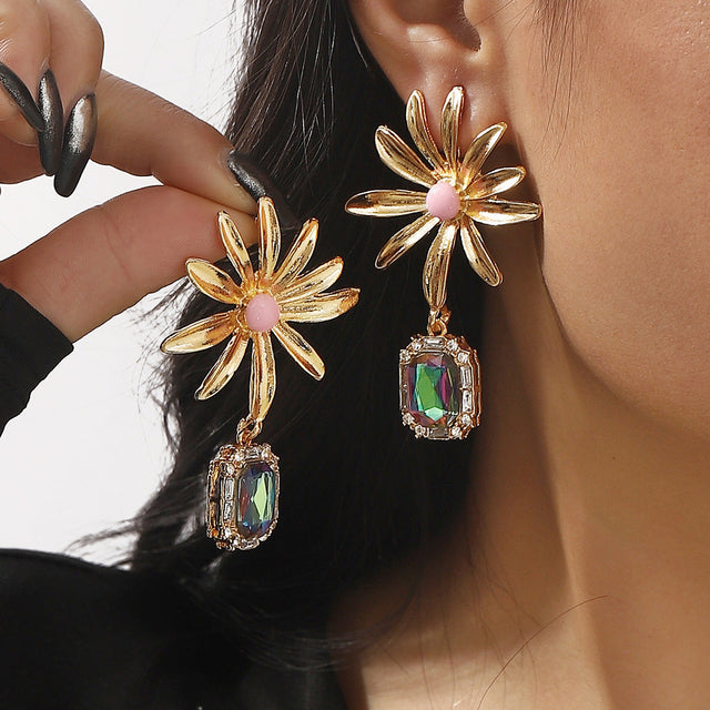 Baroque Vintage Floral Alloy Rhinestone Sunflower Women's Drop Earrings