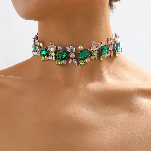 Bold Vintage Geometric Rhinestone-Embellished Plated Alloy Necklace for Women Fashion Statement Choker