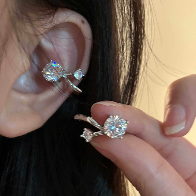 Fashionable Geometric Round Zirconia-Set Copper Ear Cuffs for Women Lightweight Luxe Minimalist Ear Bone Clips