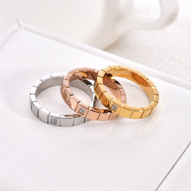Sweet Geometric Square Titanium Steel Plated Ring with Single Rhinestone for Unisex
