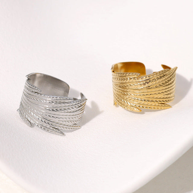 Adjustable Feather-Shaped Titanium Steel Ring for Index Finger Vintage-Style Unisex Fashion Ring with Plated Finish