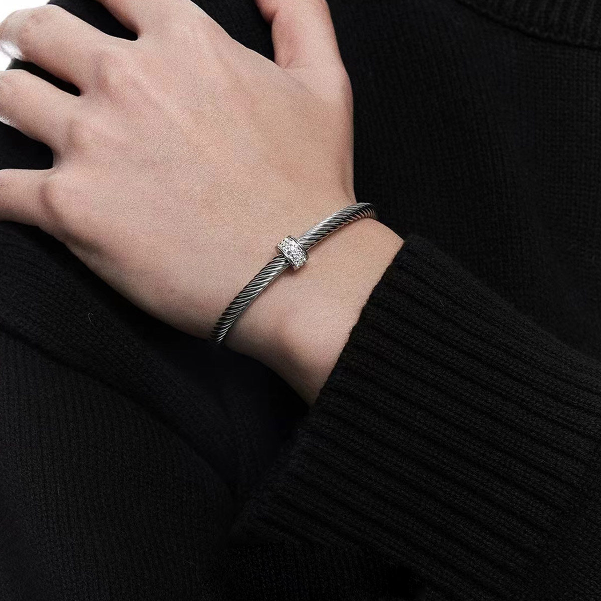 Minimal Zircon Cuff Bracelet — Style 2954 wholesale jewelry image 1