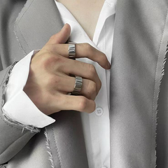 Minimal Statement Ring wholesale jewelry image 2