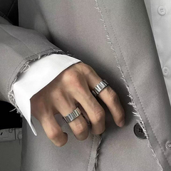 Minimal Statement Ring wholesale jewelry image 3