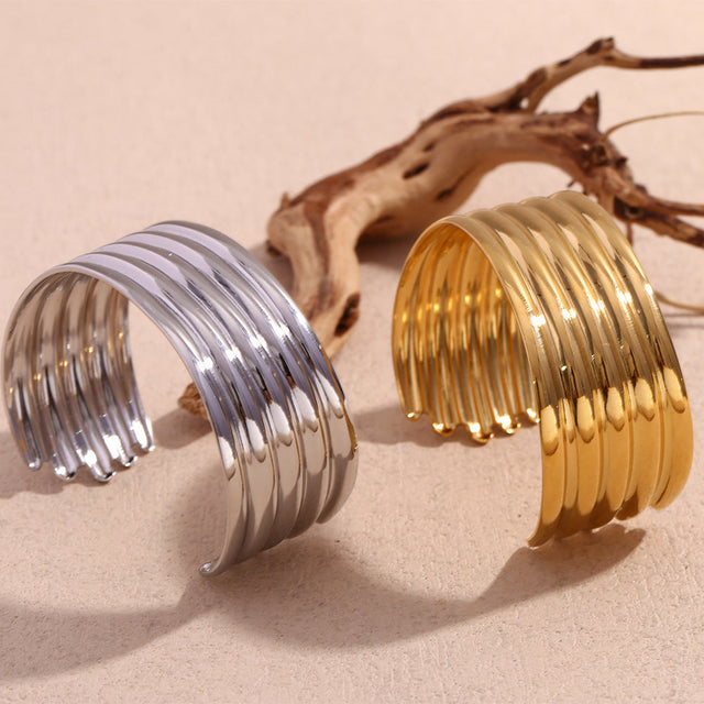 Minimalist Fashion Stainless Steel Plated 18K Gold Wide Open Bangle Bracelet for Women