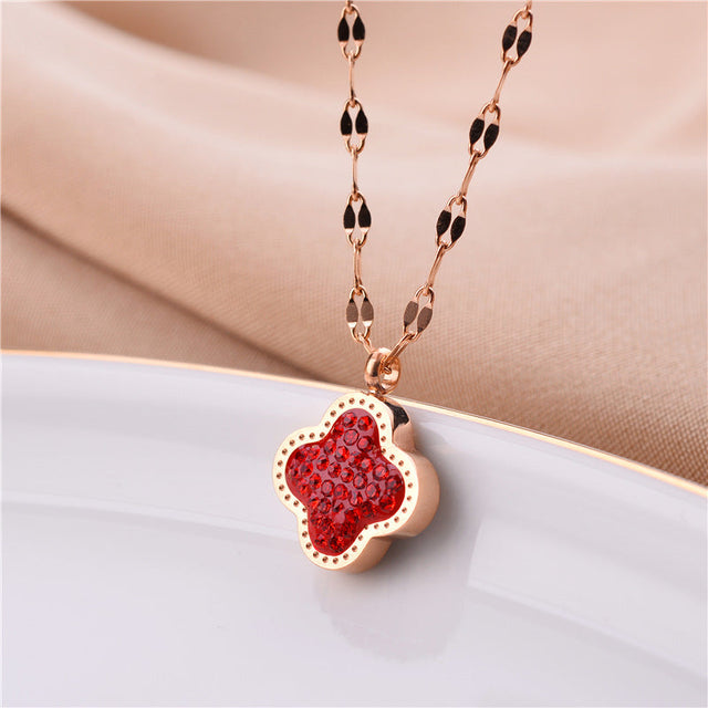 Black and Red Double-Sided Rhinestone Clover Necklace for Women Titanium Steel Plated Water Wave Chain Fashion Office Style Floral Pendant Necklace