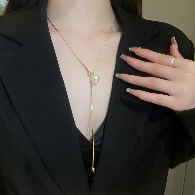 Adjustable Titanium Steel Y-Necklace for Women with Irregular Pendant Minimalist Locket Chain for Clavicle Decoration