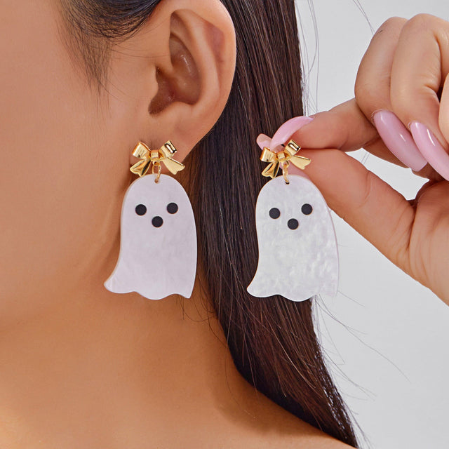 Cute Ghost Acrylic Earrings for Women with Bow and Cartoon Animal Design, Halloween-Themed Ear Jewelry