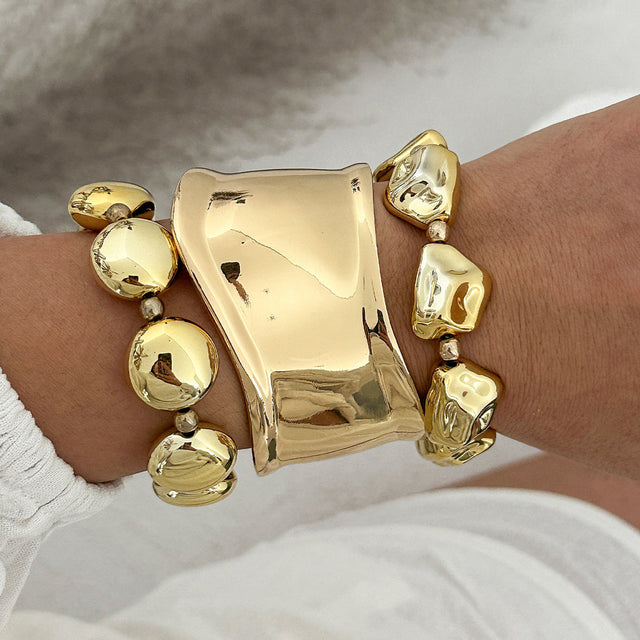 Baroque Asymmetrical Geometric Alloy Bracelet with Polished Finish for Women