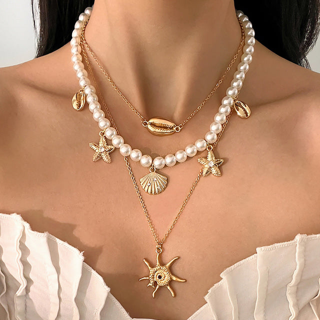 Boho Beach Style Star and Geometric Shape Shell-Embellished Imitation Pearl Necklace for Women with Plated Alloy Pendant and Pearl Chain