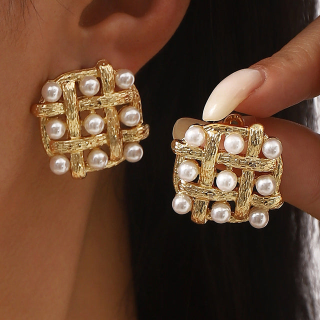 Elegant Hepburn Style Geometric Hoop Earrings in Alloy with Pearl Inlay and Hollow Woven Design