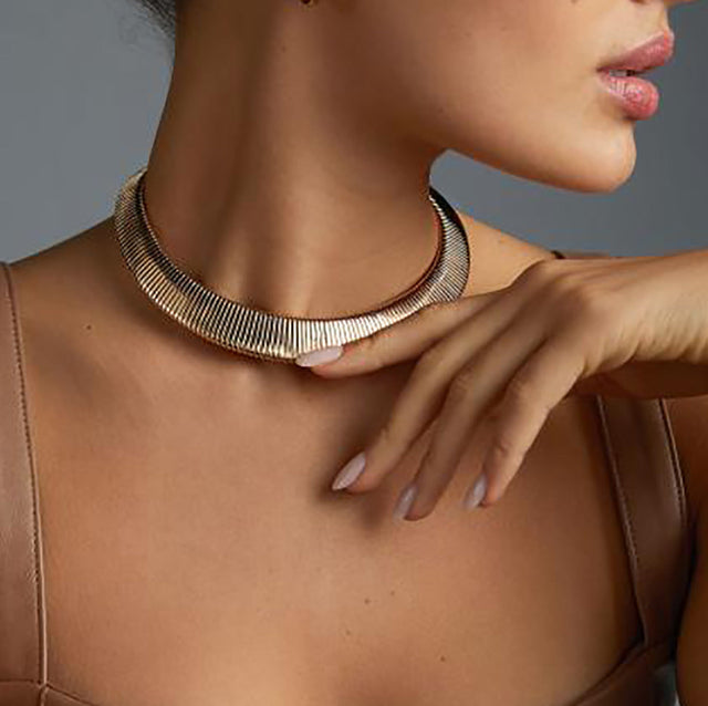 Bold Geometric Snake Chain Choker Necklace for Women Made of Metal with Multi-Layered Locket Design