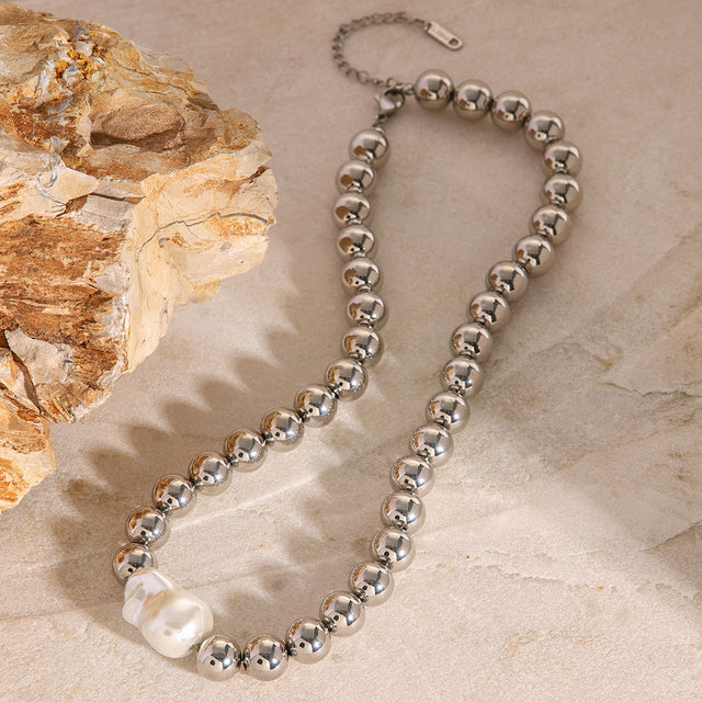 Baroque-Inspired Geometric Pendant Necklace in Stainless Steel with Titanium Steel Accents, Electroplated Finish, Minimalist Fashionable Clavicle Chain for Women