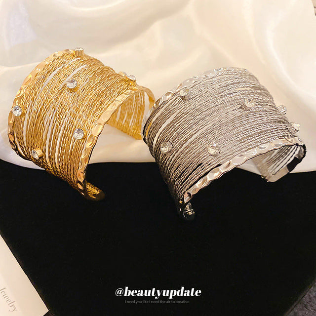 Elegant Multi-Layer Hollow Woven Bracelet for Women with Plated Alloy Finish Geometric Design Fashion Everyday Arm Cuff