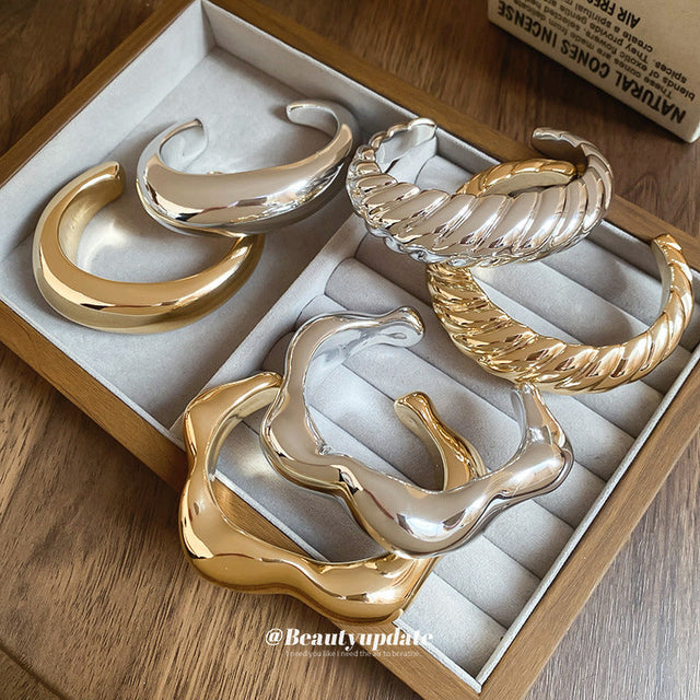 Handmade Acrylic Bangle with Irregular Open Design for Women, Geometric Circular Shape Fashion Bracelet for Office and Everyday Elegance
