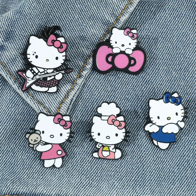 Cartoon Kawaii Sanrio Brooch with Acrylic and Zinc Alloy, Animal and Character Shape, Drip Resin Finish, Unisex Fashion Accessory