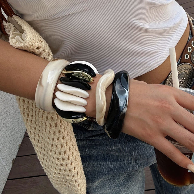 Fashion Elegant Geometric Gradient Acrylic Drip Oil Open Cuff Bracelet for Women