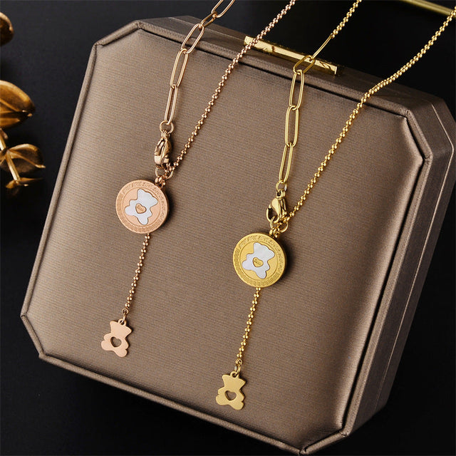 Cartoon Bear Pendant Necklace for Women in Titanium Steel with Plated Finish, Minimalist Animal-Shaped Clavicle Chain