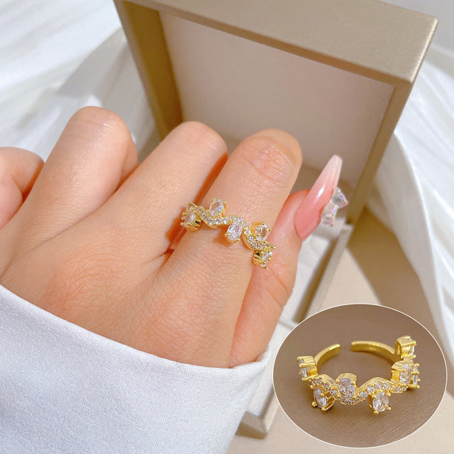 Cartoon Style Crown-Shaped Brass Ring with Gold Plating Adjustable Fashion Ring for Women