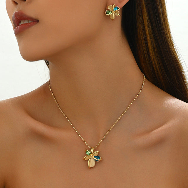 Baroque Style Floral Pendant Necklace and Earrings Set for Women in Copper with Gold-Plated Rhinestone Inlay