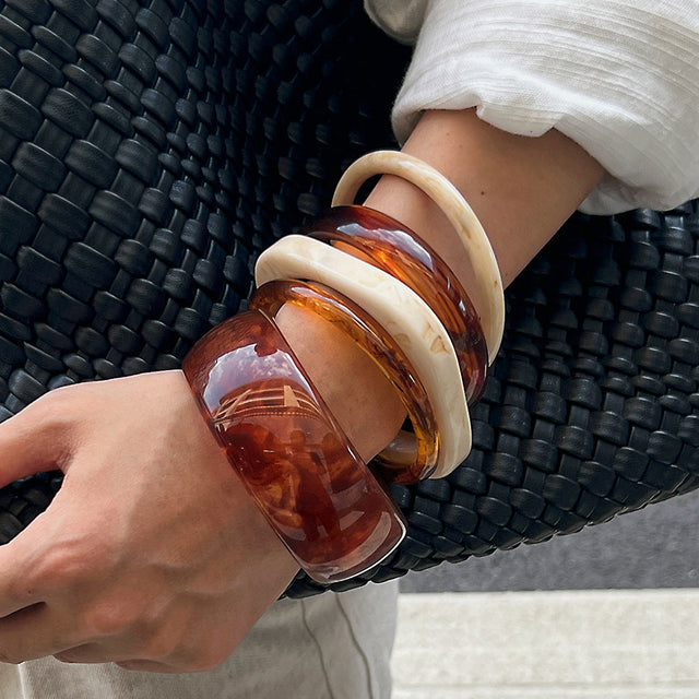 Bold Geometric Acrylic Bracelet for Women with Irregular Ombre Design and Unique Artistic Style