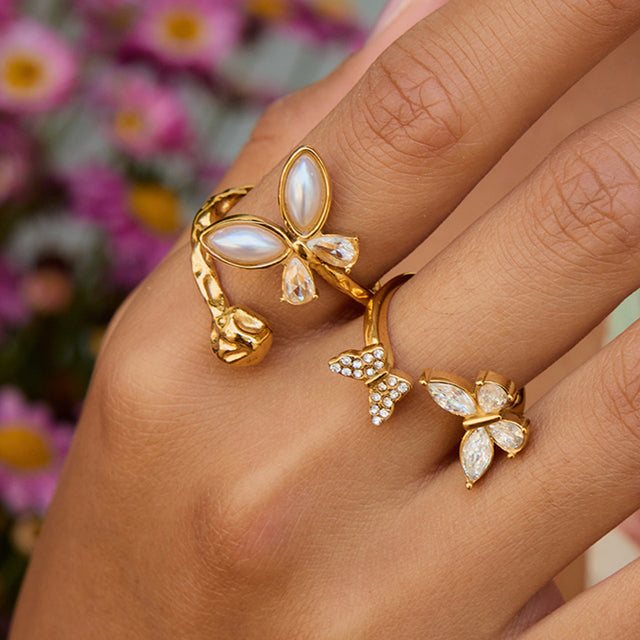 Butterfly-Shaped Stainless Steel Ring with Plating Finish for Women, Geometric Design Fashion Accessory with Luxe Minimalist Feel